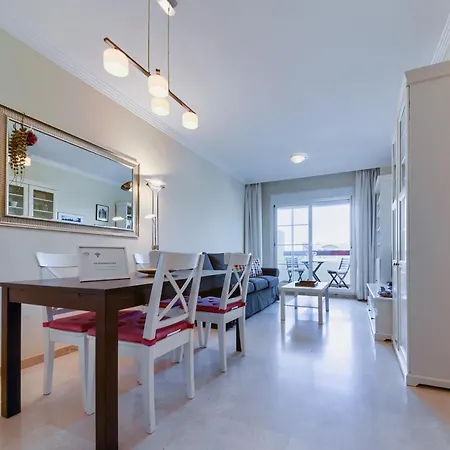 Holidays2benalmadena Arenal Golf 6 Guests With Terrace Pool & Garage Апартаменты *